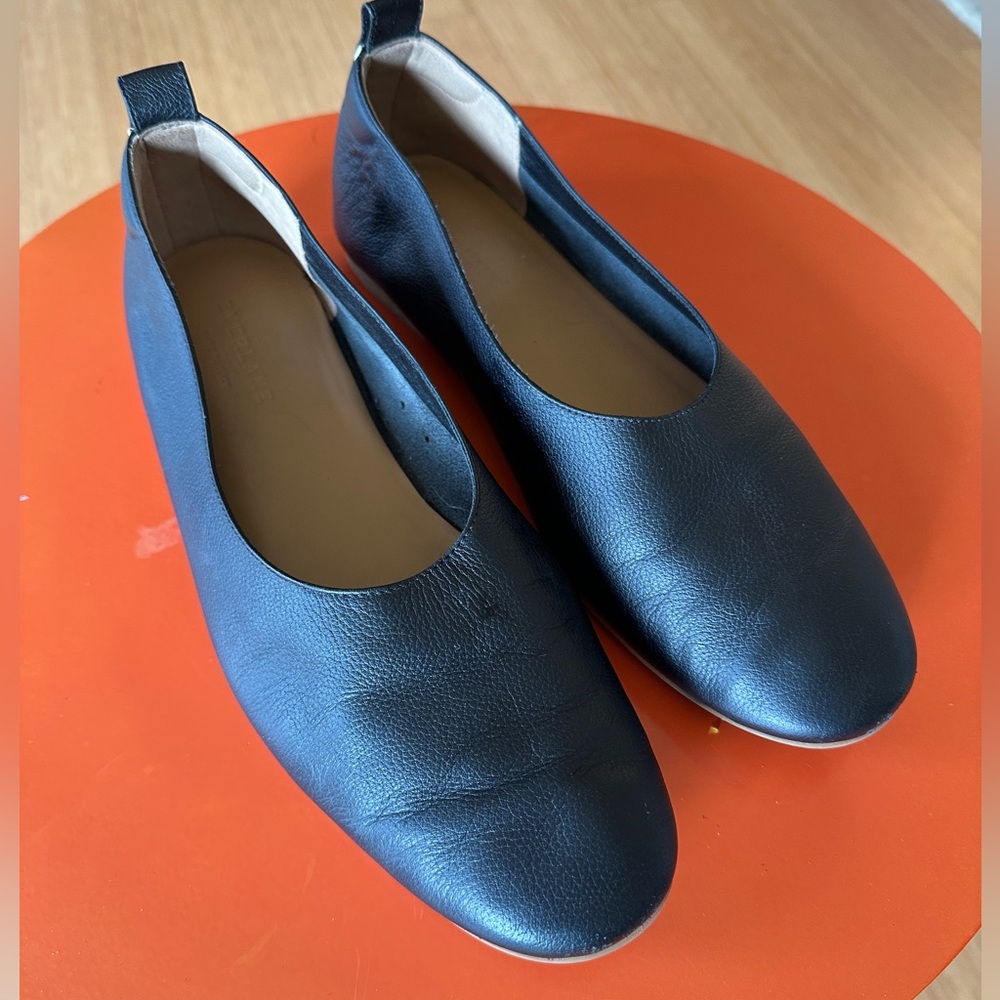 Everlane black leather day glove baller flats